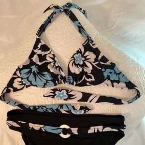 Sexy floral print bikini top size L bottom size XL